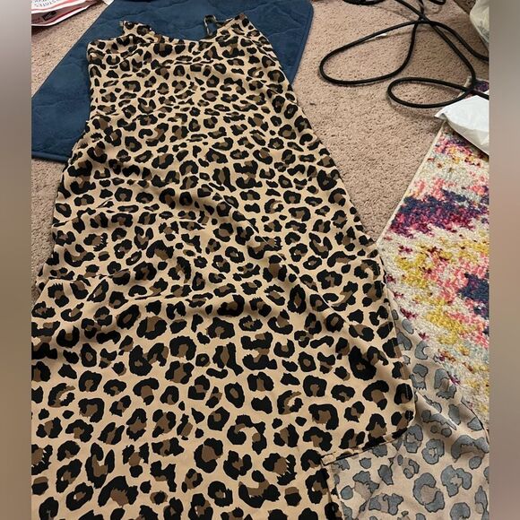 Tobi UNDERCOVER LEOPARD PRINT SHIFT MINI DRESS - TAN MULTI xs - Picture 4 of 8